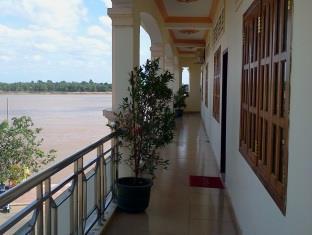 Mariya Hotel Kampong Cham Esterno foto